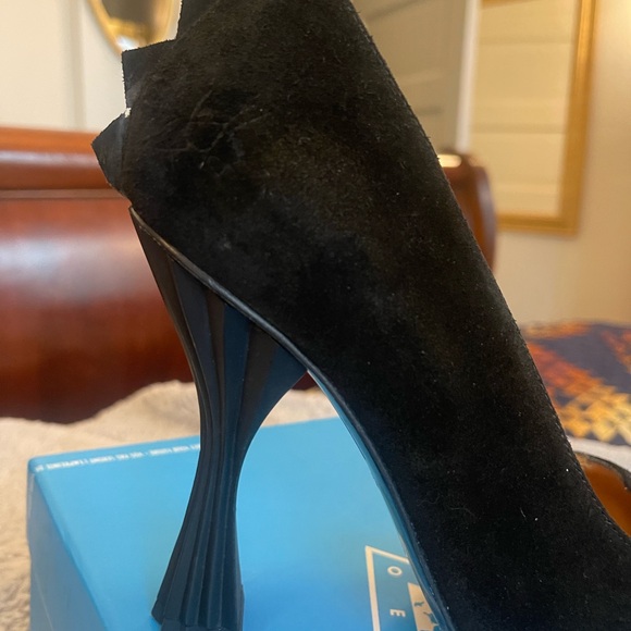 John Fluevog Neptune Queen of the Skies Dragon Heels - Picture 7 of 14